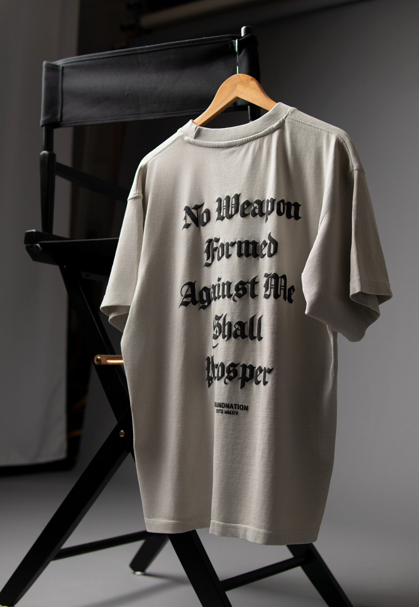 MINERAL POWERED BY GOD TEE